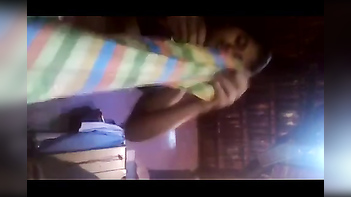 Kerala Maid's Big Boobs Home Sex Video: Desi Passion Unleashed!
