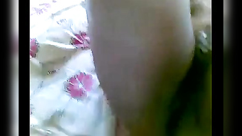 Cheating Andhra Bhabhi Flaunts Her Big Boobs and Shaved Pussy in Desi Sex Scandal