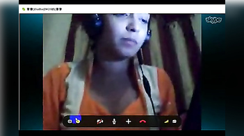Big Boobs NRI Aunty Flaunts Her Assets on Skype - Desi Sex Delight!