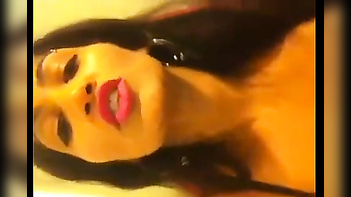 Watch Sexy Desi Babe Showing Off Her Big Boobs on Free Porn Cam!