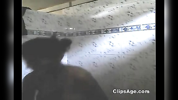 Mumbai College Girl Caught on Camera in Desi Hot Bath MMS Clip by Maid