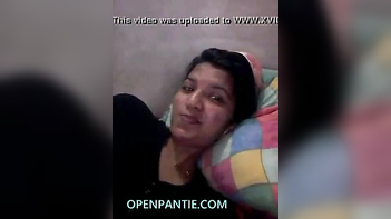 Desi Tamil Babe Gets Pounded Hard in Steamy Sex MMS Video.