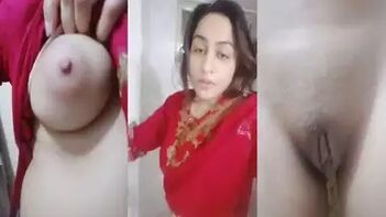 Pakistani Wife Showing Off Her Juicy Round Boobs and Puffy Nipples