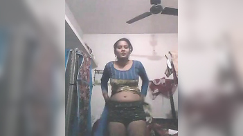Desi Slut Wife Gets Naked for Lover in Steamy Indian Porn Video.