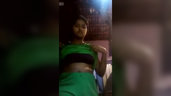 Hot Sri Lankan Babe Flaunts Her Massive Tits in Exclusive Indian Porn Video.