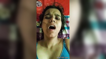 Busty Desi Babe Gets Pounded Hard in Steamy Indian Porn Video.