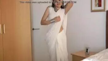 Desi College Girl Jasmine Mathur Sucks Dick Like a Pro in Tight White