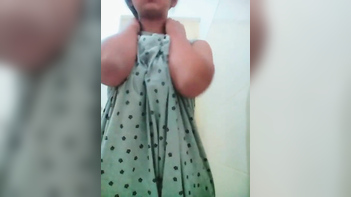 Indian Babe Gets Pounded Hard and Creamed in HD Delight!