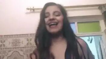 Horny Desi Babe With Juicy Tits Twerks And Teases On Webcam - Indian Porn Tube.