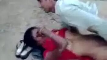 Indian Couple Getting Wild and Dirty As Hell Outside