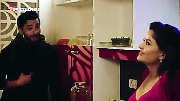 Kamini Bhabhi Sucks Dick Like a Pro in This Sexy Hindi BF Scene