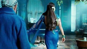 Rani Mukharji's Transparent Saree Shows Panty and Ass Curves in 720p.
