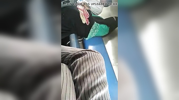 Fap-Worthy Tamil Cock Flashing - Burqa Aunty Craves Indian Porn Tube Action!