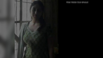 This Horny Indian Bitch Billi Get Her Tight Pussy Pounded Hard and Creamed On!