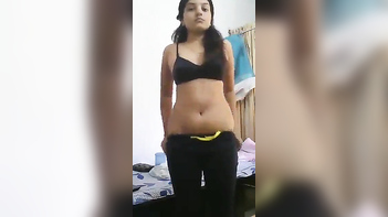 Desi Teen Flashes Her Juicy Tits, Pussy, and Ass on Cam