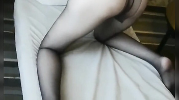 Screaming Chinese Asian Slut Takes Hard Cock in Steamy Indian Porn Tube Video.