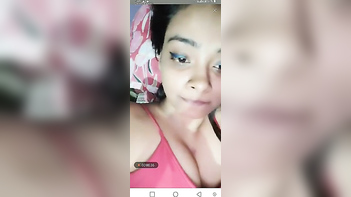 Desi Babe's Steamy Live Show - Sizzling Indian Slut Craves Hardcore Pounding