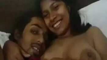 Desi Lovers' Wild Selfie Fuck Leaked - Hot Indian Porn Video Exposed!