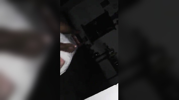 Hot Mallu Aunt Gags on Thick Cock in Steamy Indian Porn Tube Video.