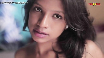 Watch Sameera's Nude Saree Strip Video Mumbai Model Rocks the Internet!