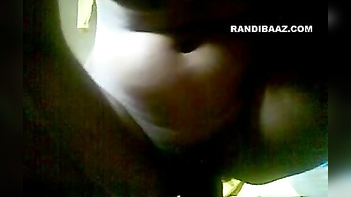 Watch Desi Sexy Big Boobed Girl Give an Unforgettable Blowjob in This MMS Video