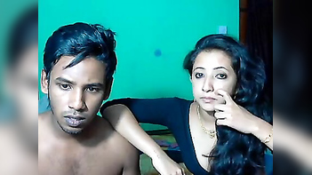 Sizzling Desi College Girl Fucked By Lover in Home Sex Video