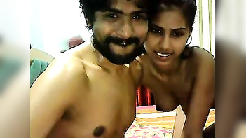 Enjoy Desi Tamil Cam Couple Live Sex Videos Now!