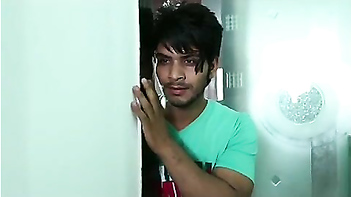 Watch Now Desi Shower Sex Video Clip with Hindi Audio - An Unforgettable Experience!