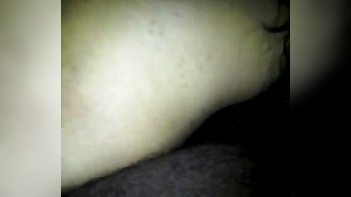 Sensational Desi Housewife Gives Hot Blowjob Session to Her Devar!