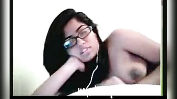 Divya Patel Desi Sexy Girl Live on Yahoo Cam!