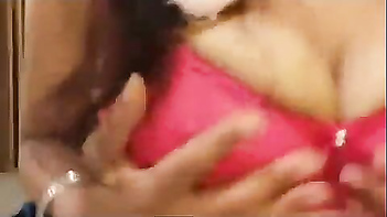 Desi Unmarried Girl Flaunts Curves on Webcam A Bold Move!