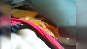 Desi Housewife Offers Hot Blowjob Session for Money