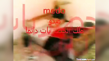 Indian Mature Aunty Enjoys Fiery Sex in Standing Position - Shocking MMS Leaked!