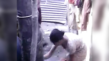 Sensational Scene Desi Village Girls Caught Bathing Outdoors by Voyeur!