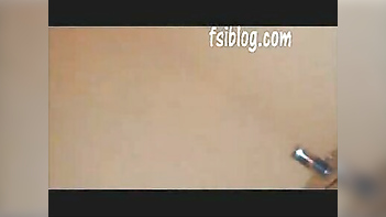 Watch this Hot Indian Call-Girl Give an Incredible Blowjob - Must See!