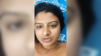 Indian Amateur Desi Bhabhi Experiences Painful Intercourse With Husband