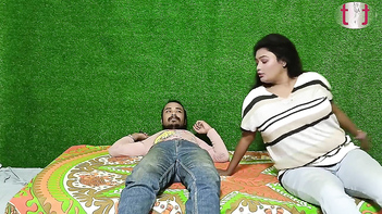 Desi Gal Home Alone. Call a sexy friend and utilize the time fully.