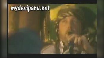 Arab Bedouin's Shocking Encounter with a Stranger Captured on MMS