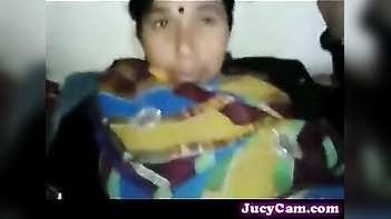 Indian Maid's Intense Saree Sex Videos - A Must-Watch Experience
