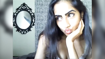 Experience the Ultimate Pleasure with Desi Live Cam Babe Nisha Now!