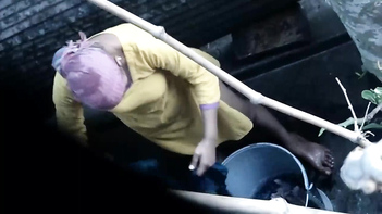 Gorgeous Desi Babe Dressing Up After Refreshing Shower