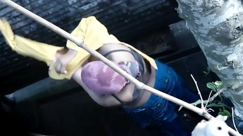 Gorgeous Desi Babe Dressing Up After Refreshing Shower