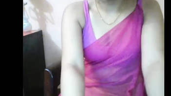 Unique and SEO Headline - Desi Bhabhi Amateur Porn in a Purple Sari - Get an Unforgettable Nude Experience