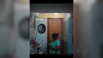 Beautiful Mature Desi Bathing and Showering - A Refreshing Sight to See!