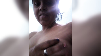 Lucknow Bhabhi Sex Video - Uncover the Latest Sensational Video!