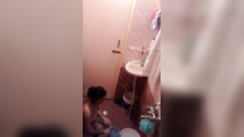 Leaked Video of Hot Desi Bhabhi Taking a Shower Goes Viral