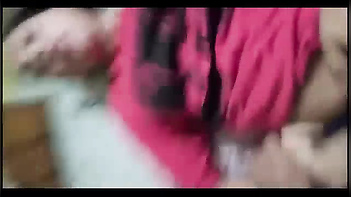 Lucknow Ritu Bhabhi's Honeymoon Boob Fondling - A Unique Experience