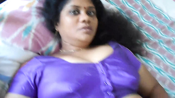 Mallu Amateur Bhabhi's Homemade Sex Scandal in a Purple Sari!