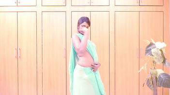 Swathi Naidu - Telugu Sexy Babe Bares All For Love