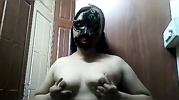 Desi Girl Wows With Sexy Masked Look and Exposed Bust